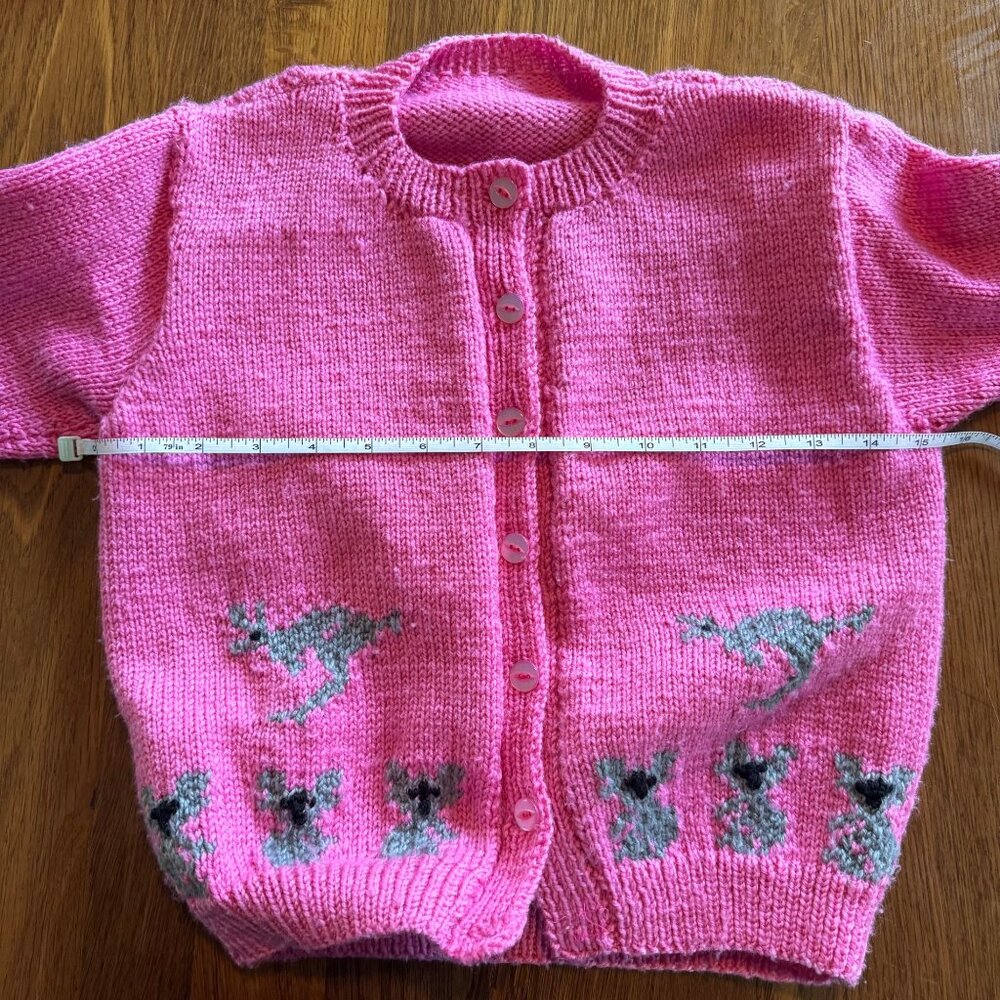 HAND KNIT Kangaroo Koala Cardigan Girls 6 Pink Sweater Australian Animals Girl - Picture 6 of 6